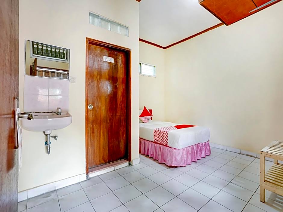 Hotel O Ratu