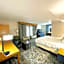 Ashbourne Hotel Canton/Hall of Fame I-77