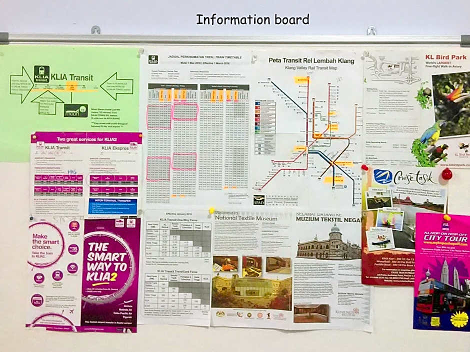 Moon Eleven Hostel Airport Transit - KLIA