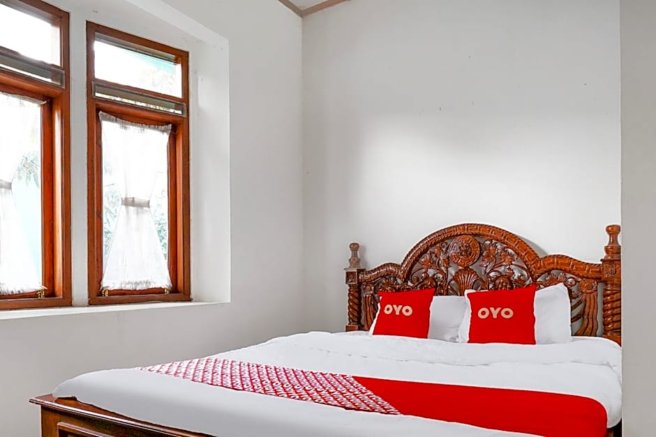 OYO 93248 Villa Syariah Astuti Lestari