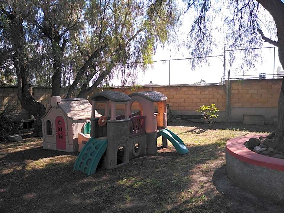 Finca Mc'Clau Teotihuacan, Casa residencial entera