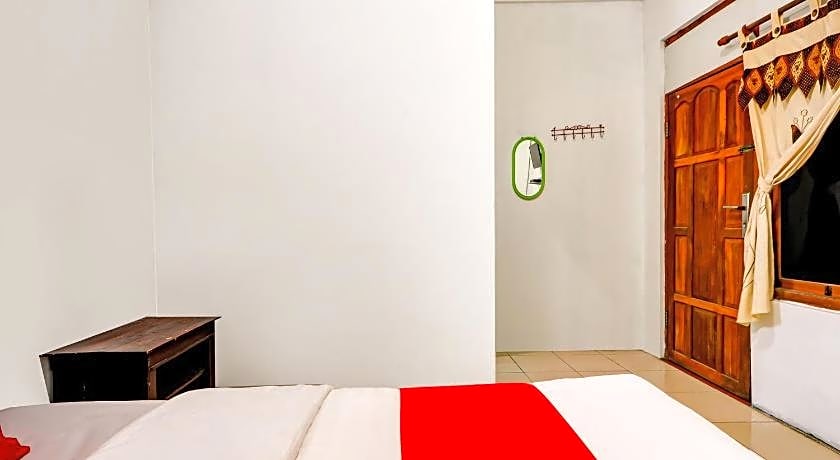 OYO 90051 Guest House Parangtritis