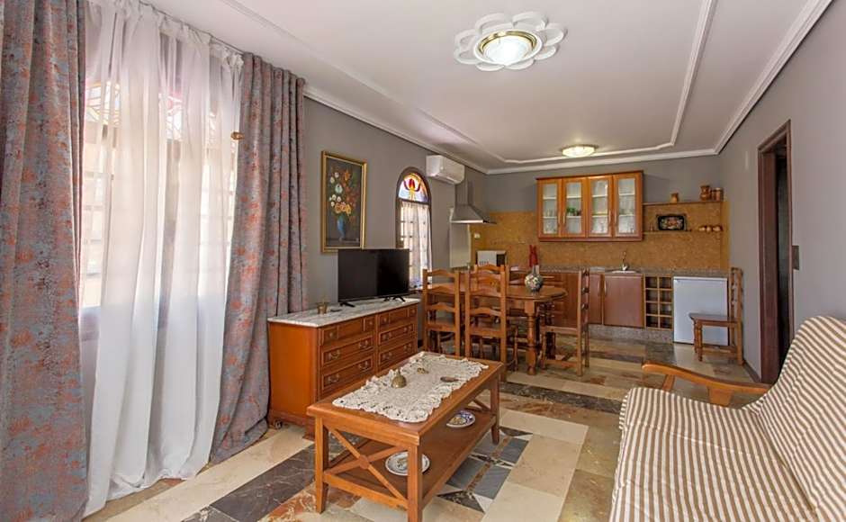 Apartamentos Gaudi Style