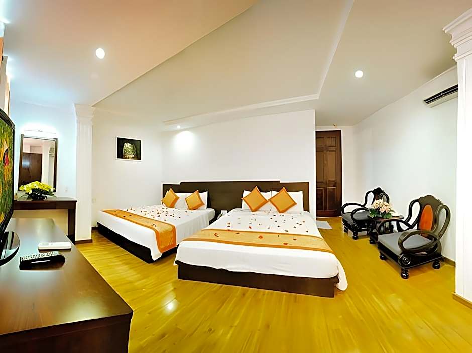 Little Brick Saigon Hotel