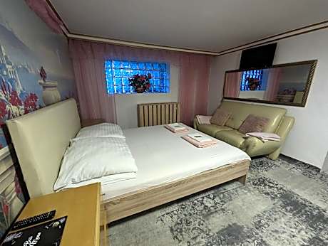 Double Room with Spa Bath