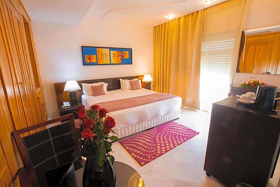 The Penthouse Suites Hotel