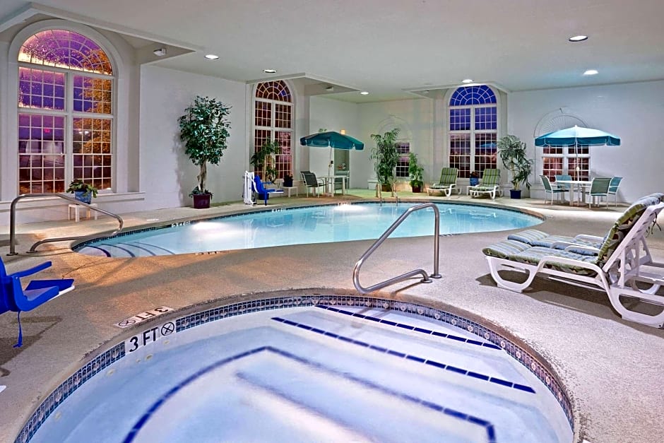 La Quinta by Wyndham Cleveland Macedonia