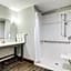 Holiday Inn & Suites Lafayette North by IHG