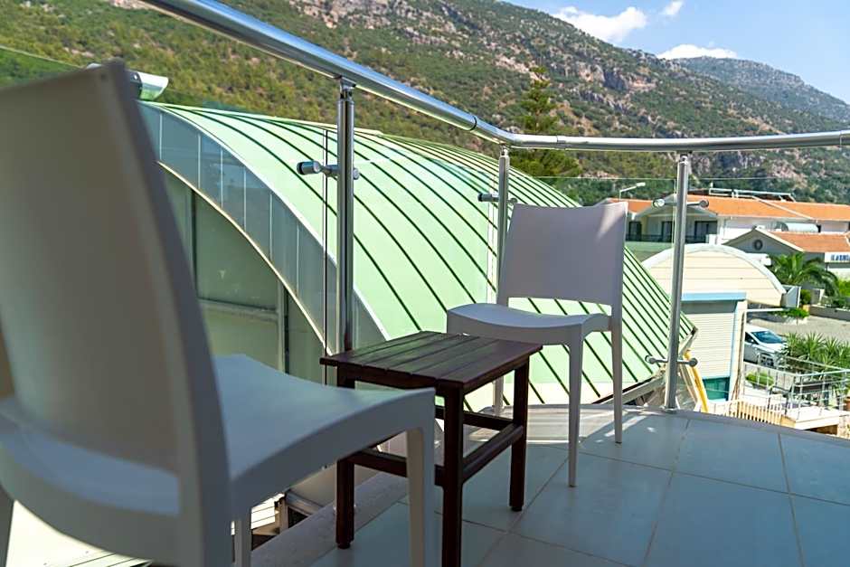 Belcehan Deluxe Hotel