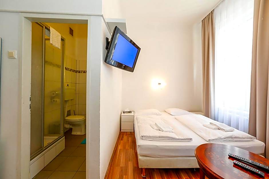 Timeout City Hotel, 5 min to city center, Self Check In