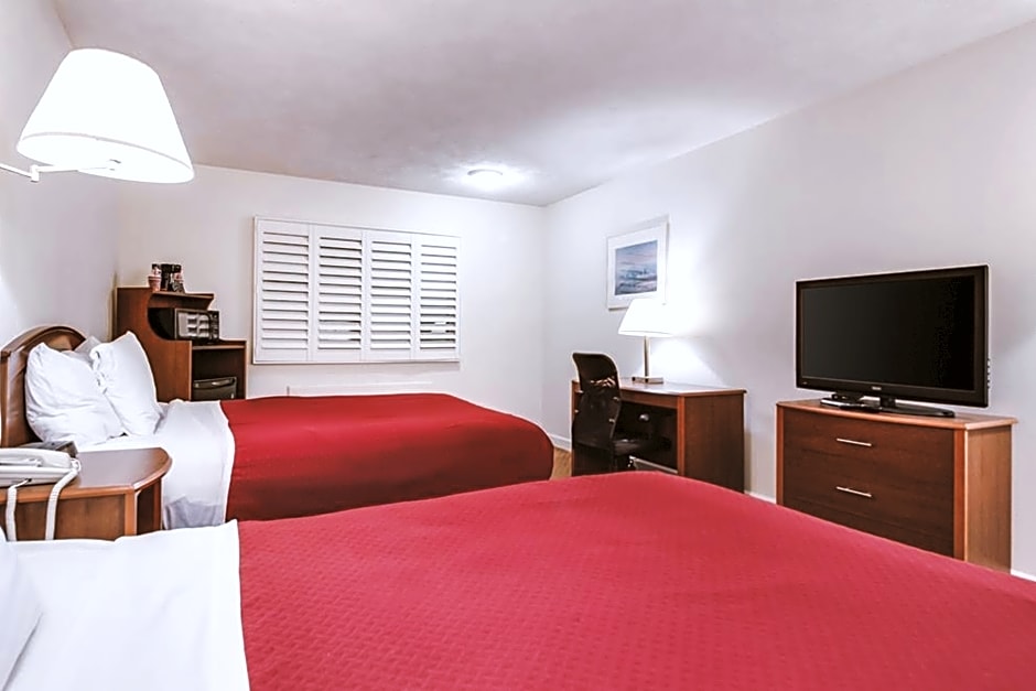 Sky-Palace Inn & Suites McCook