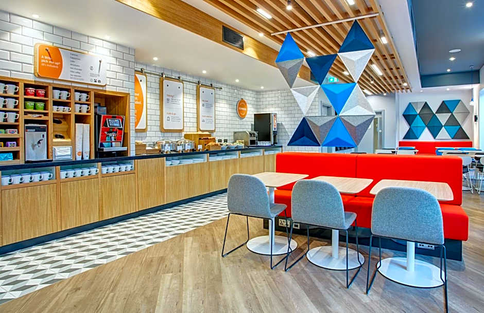 Holiday Inn Express London-Ealing By IHG