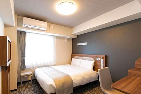 Queen Room - Non-Smoking