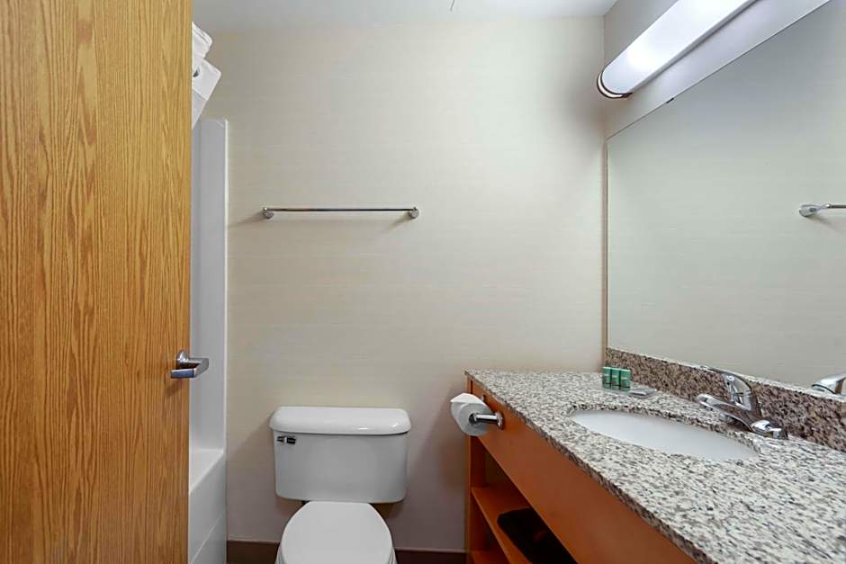 Best Western Grande Prairie Hotel And Suites