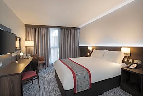 1 Double Bed  Non-Smoking