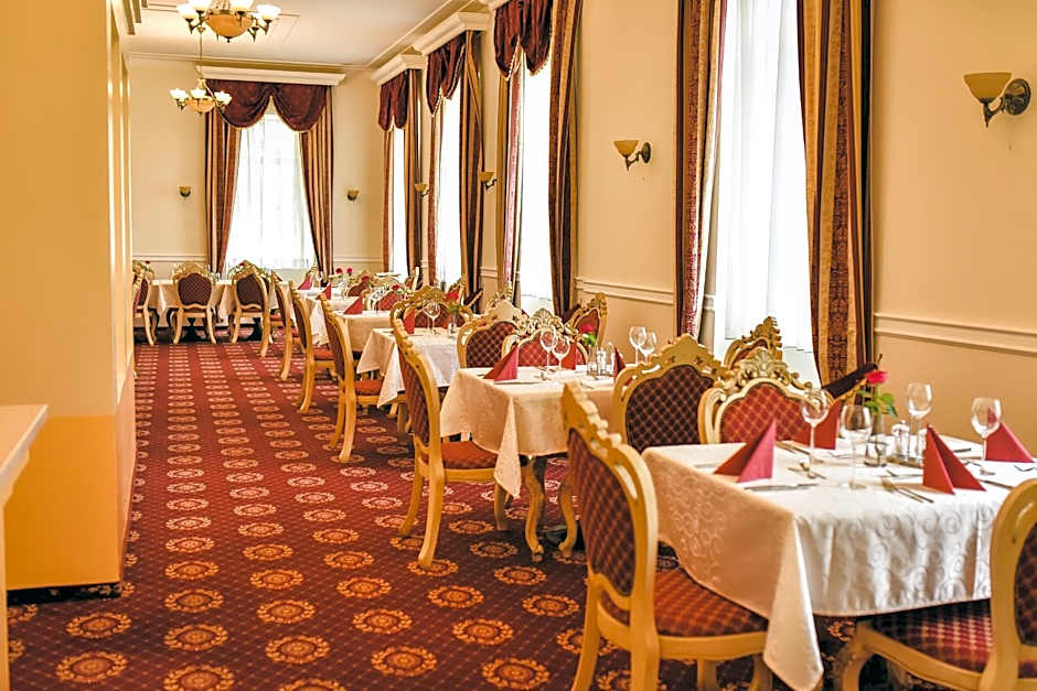 Zámek Kamenný Dvůr