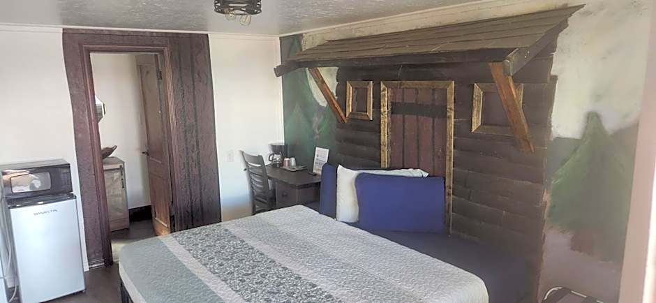 Photo 1 of 7 of 1 King Bed