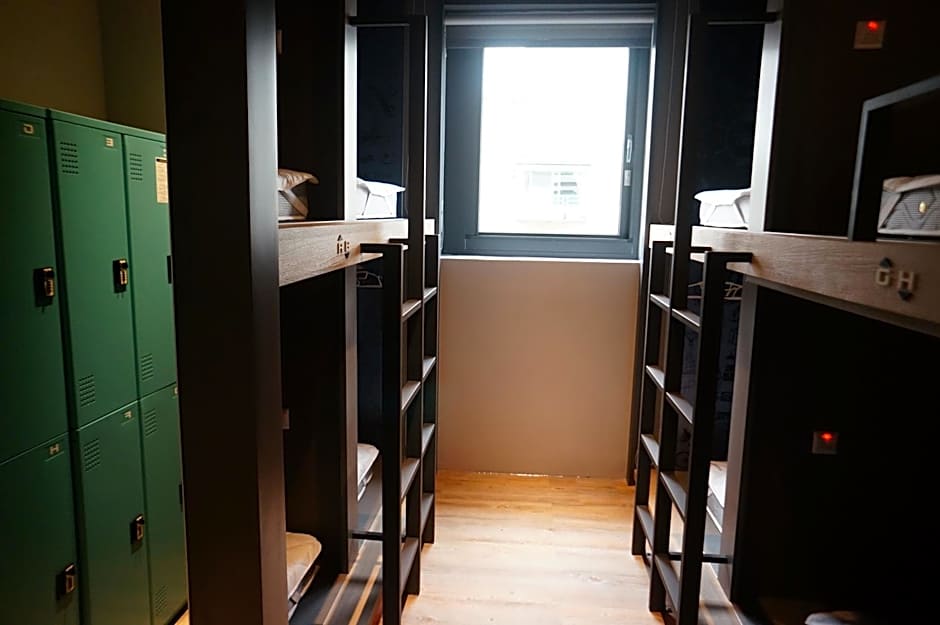 Photo 1 of 10 of Bed in 8-Bed Mixed Dormitory Room