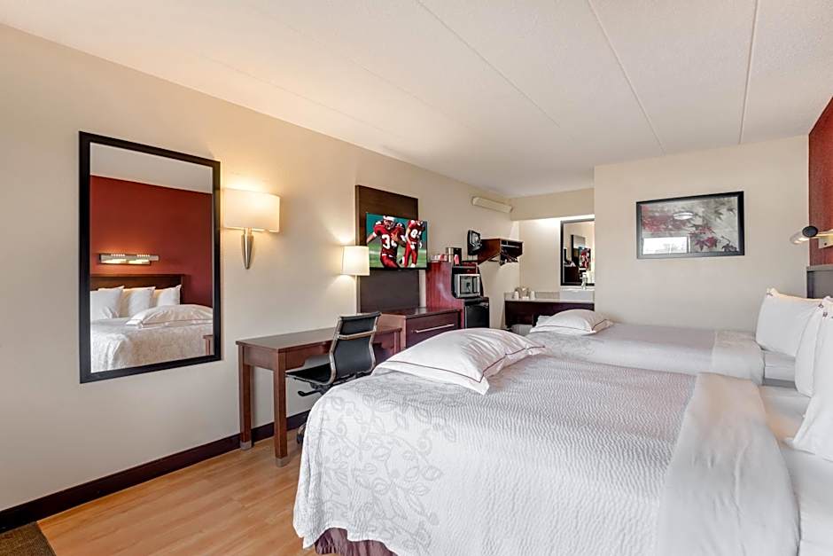 Super 8 by Wyndham Deerfield/Northbrook