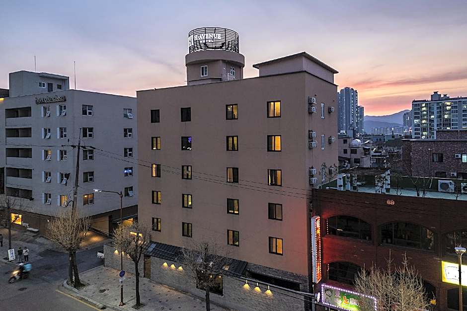 H-AVENUE Hotel NamChuncheon