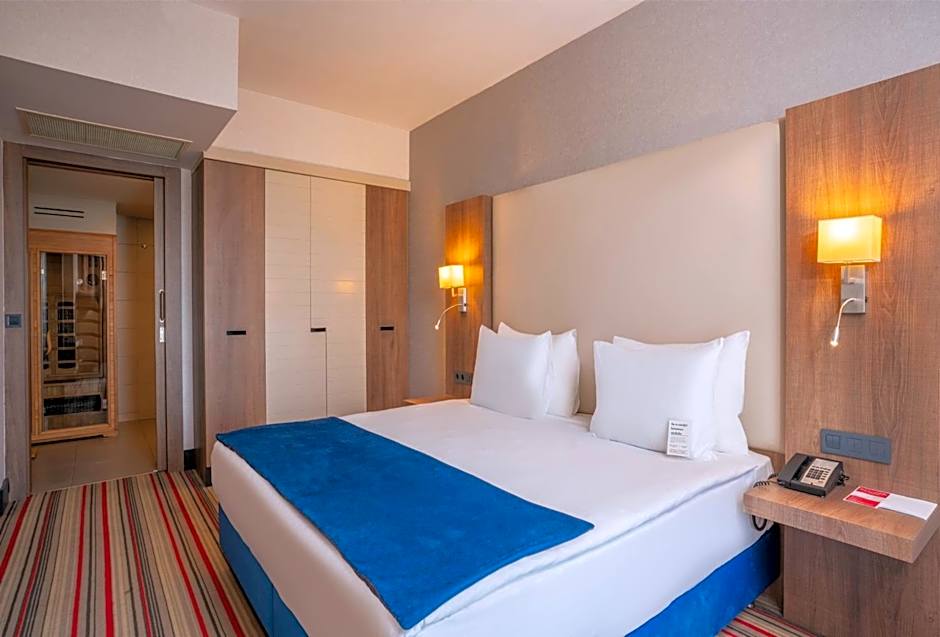 Ramada Plaza by Wyndham Izmir