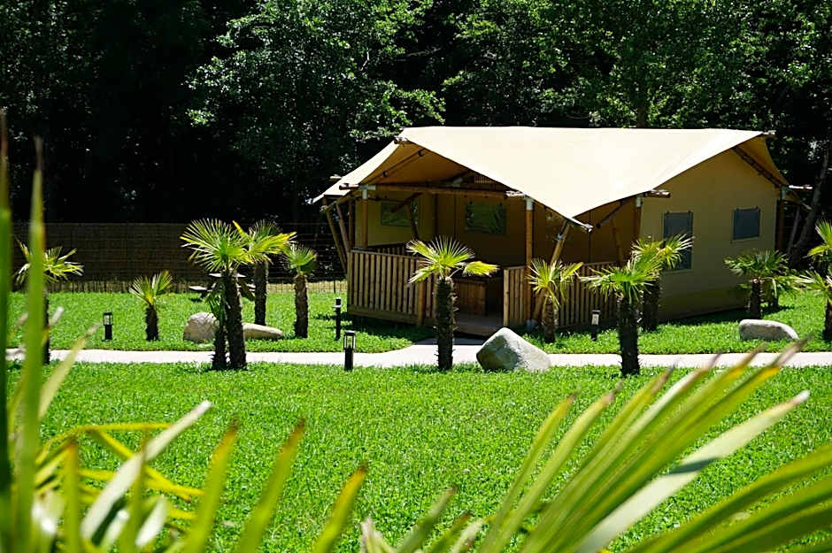 Glamping Can Bora Lodges