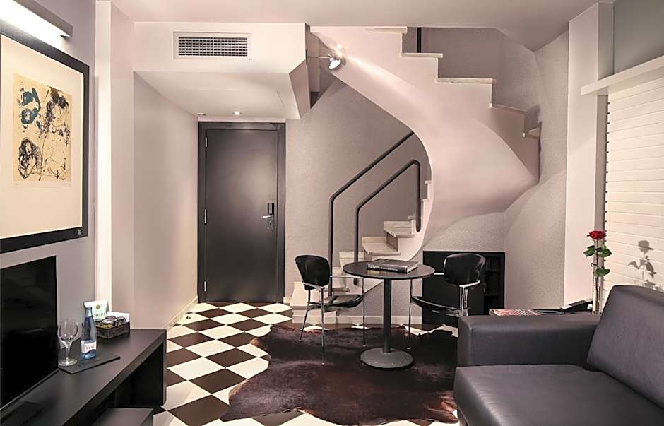 Hotel Gran Derby Suites