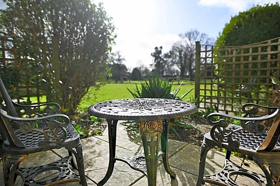Stanton Manor Hotel