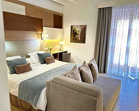 Suite with City View