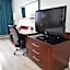 Travelodge Hotel & Convention Center by Wyndham Quebec City