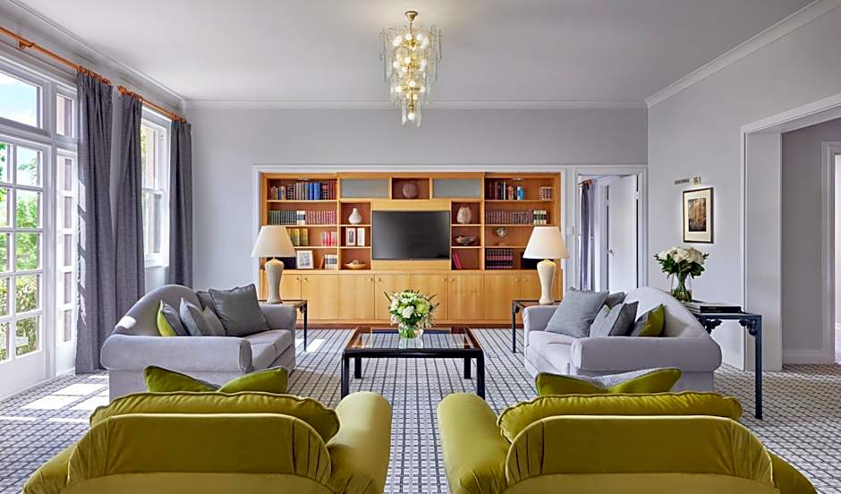 Hyatt Hotel Canberra - A Park Hyatt Hotel