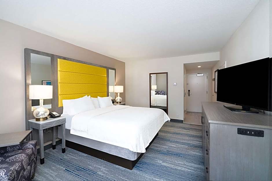 Hampton Inn & Suites Amelia Island-Historic Harbor Front