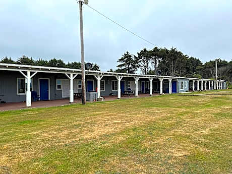 Tillicum Beach Motel - Formerly Deane's Oceanfront Lodge