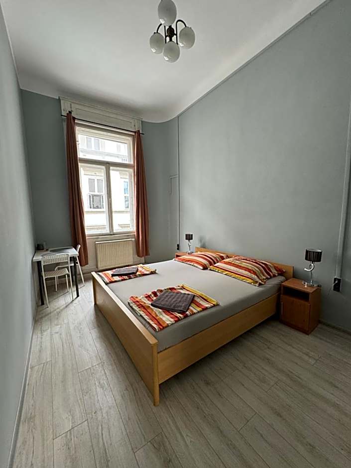 Boomerang Hostel