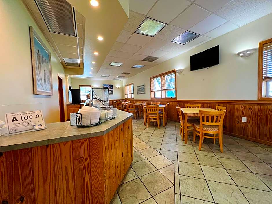 Mariner Inn And Suites