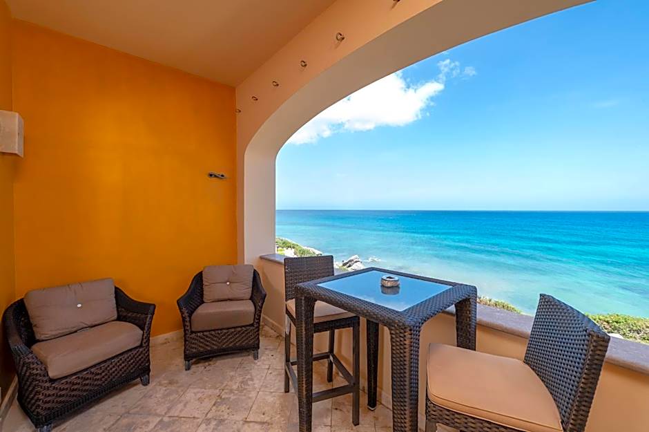 Shama Apartment beach front