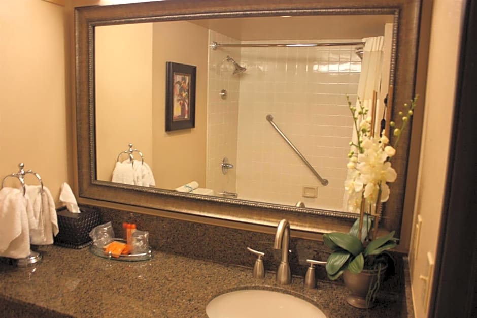 Ramada by Wyndham Viscount Suites Tucson East