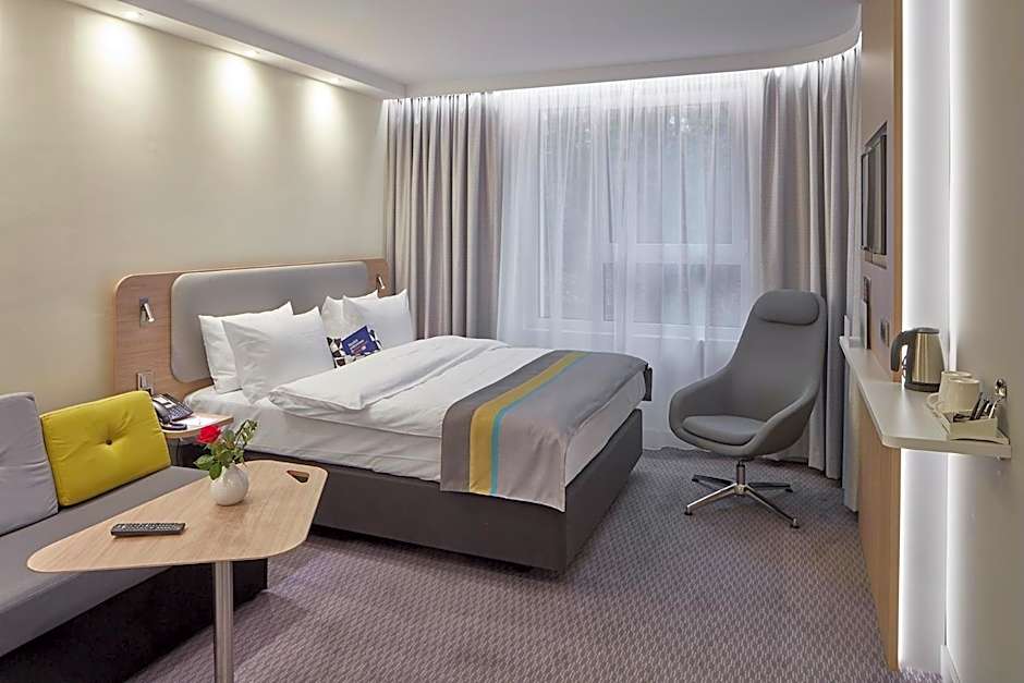 Holiday Inn Express Merzig By IHG