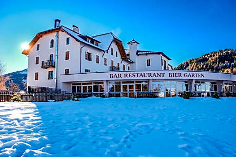 Hotel Pietralba