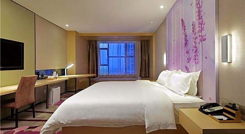 Lavande Hotel Neijiang Hanan Avenue