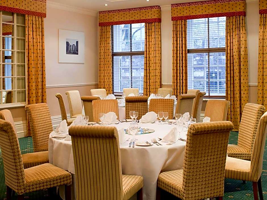 Mercure Salisbury White Hart Hotel