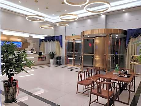 GreenTree Inn Xianning Xian'an High-speed Railway North Station Hardware Building City