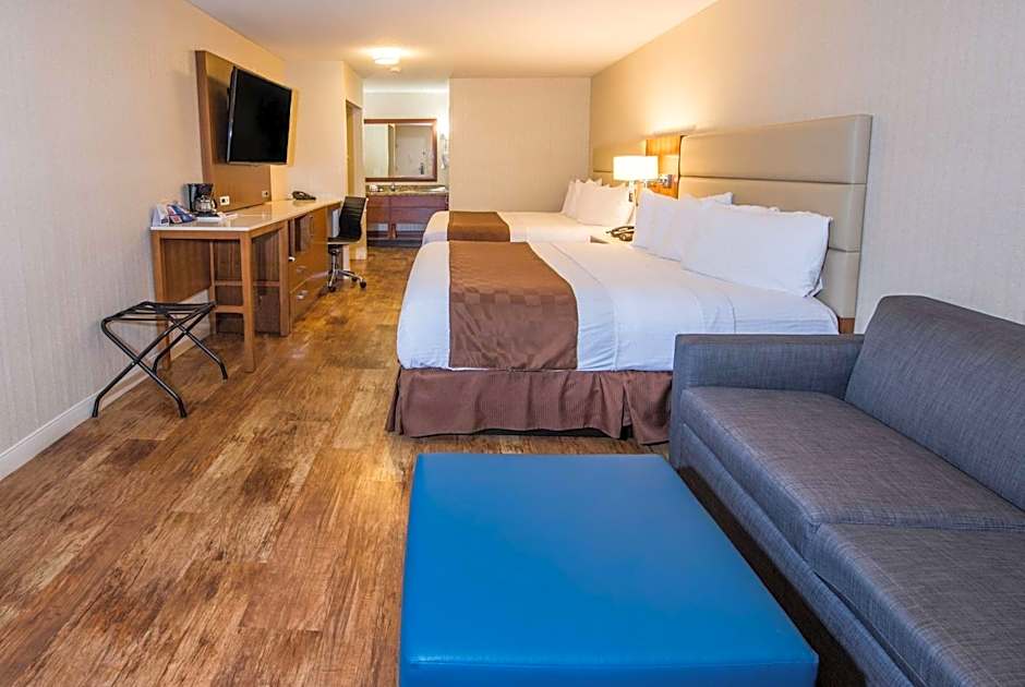 Travelodge by Wyndham Culver City
