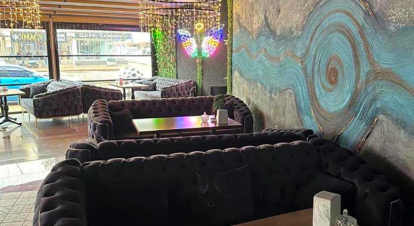 Grand Niki Hotel & Spa