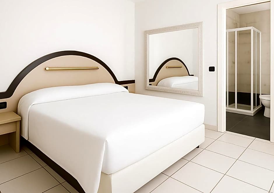 Sechi Hotel Milano with parking