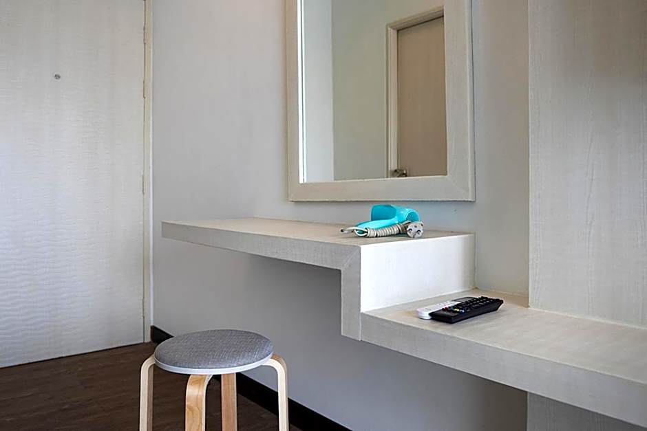 iCheck inn Chill Patong