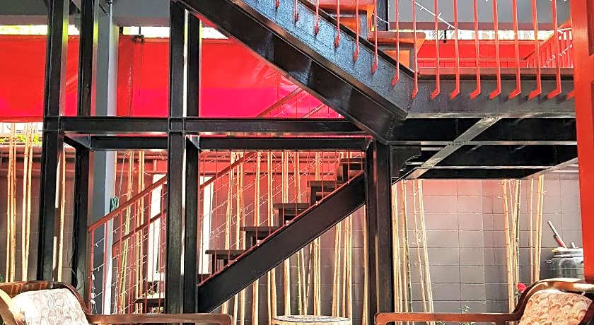 CLOUD on Saladaeng Silom Hostel Bangkok