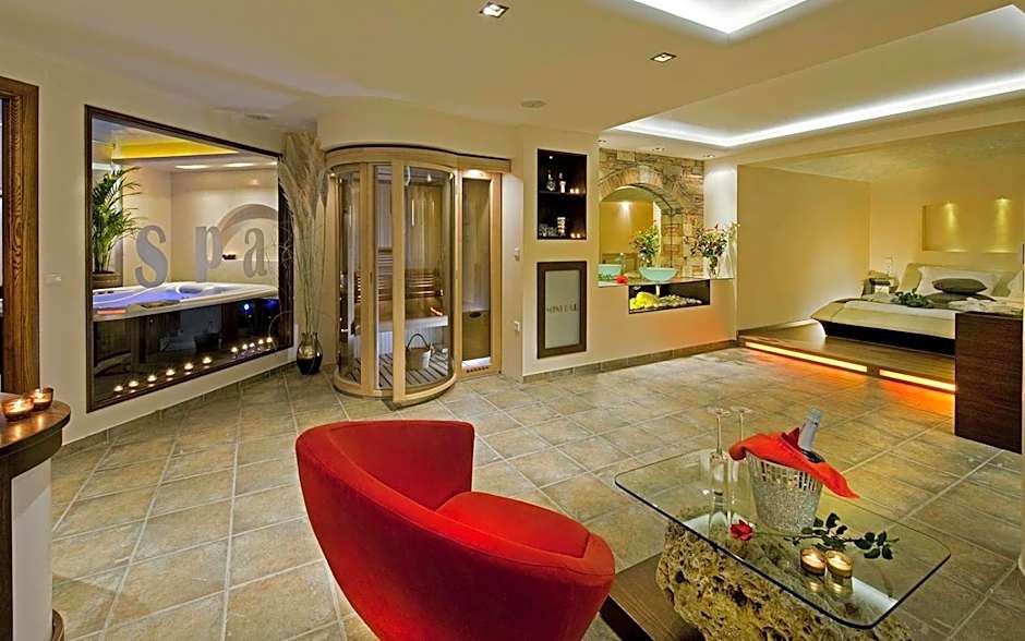 Iakovakis Suites & Spa