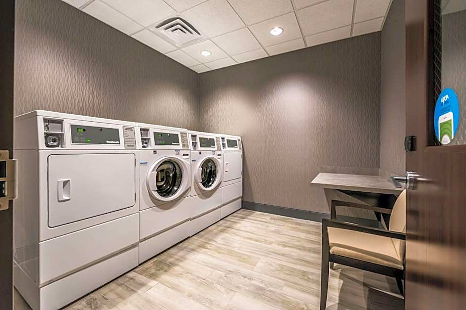 Hampton Inn By Hilton & Suites Wixom-Novi-Detroit MI