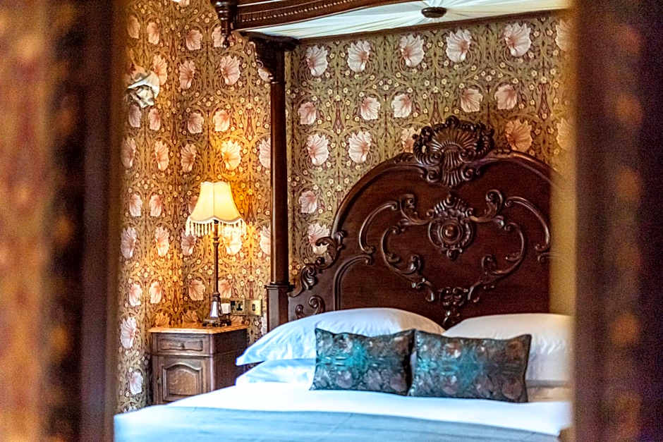 Melville Castle Hotel